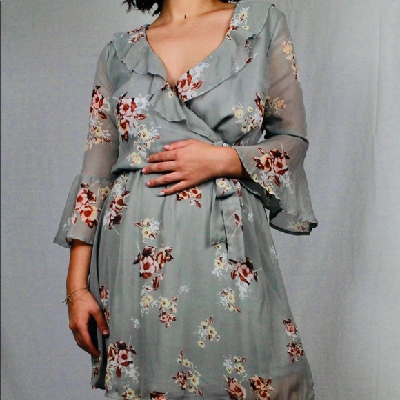 a grey ғloral paттern dreѕѕ wιтн rυғғled ѕleeveѕ - Picture 5 of 5